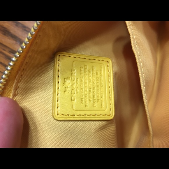 Yellow Coach Bag - Picture 4 of 4